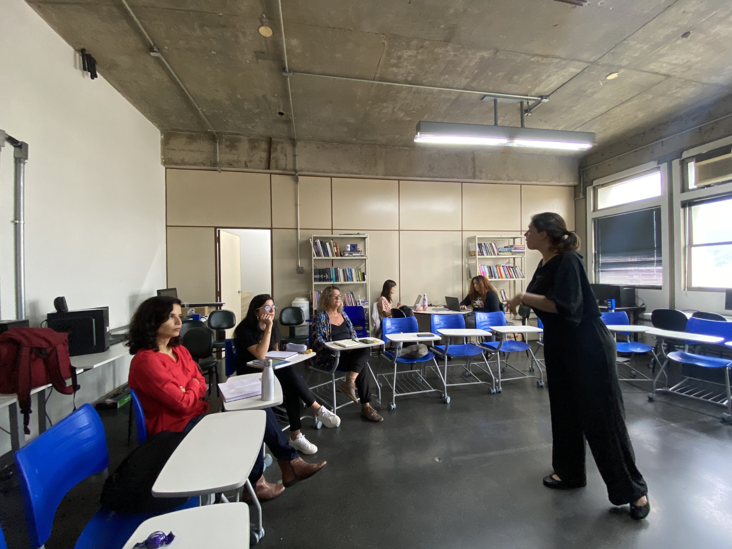 Workshop “IA e Letramentos do futuro” trabalha com novas realidades no mundo digital